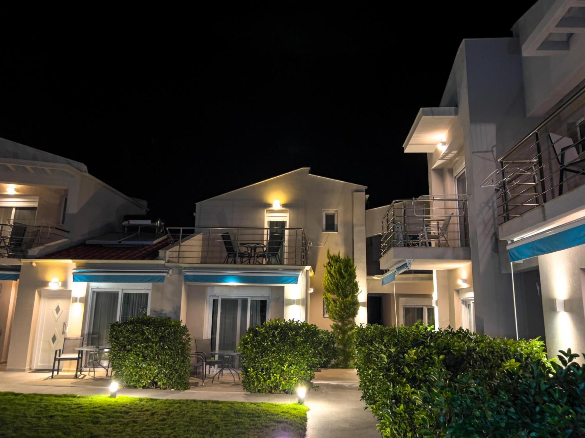 Yalos Beach Maisonettes Skala Sotiros Buitenkant foto