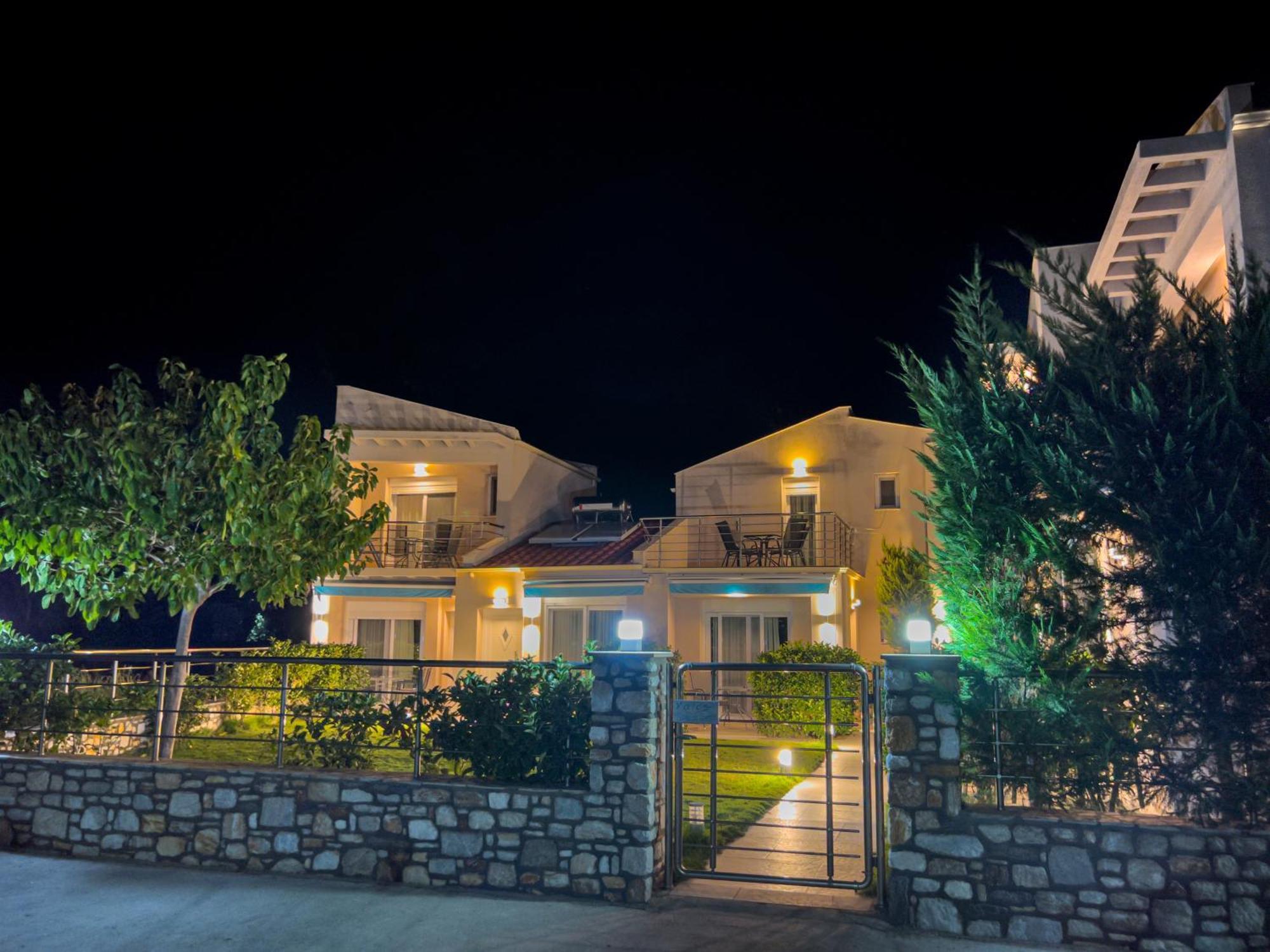 Yalos Beach Maisonettes Skala Sotiros Buitenkant foto
